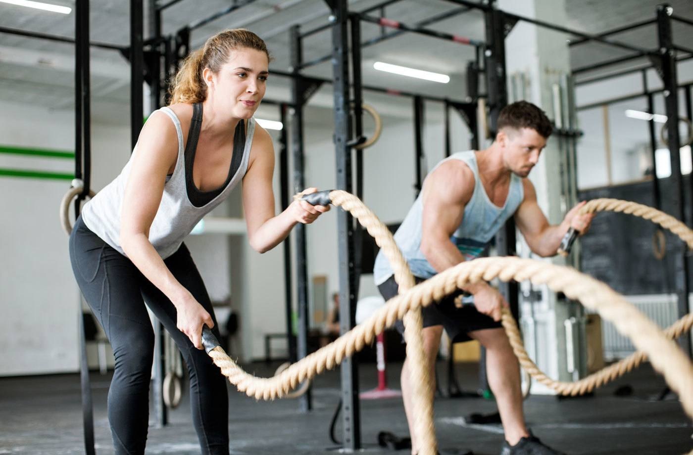 6 WAYS TO FIGHT THE BATTLE ROPES AND WIN | Thinking About Health